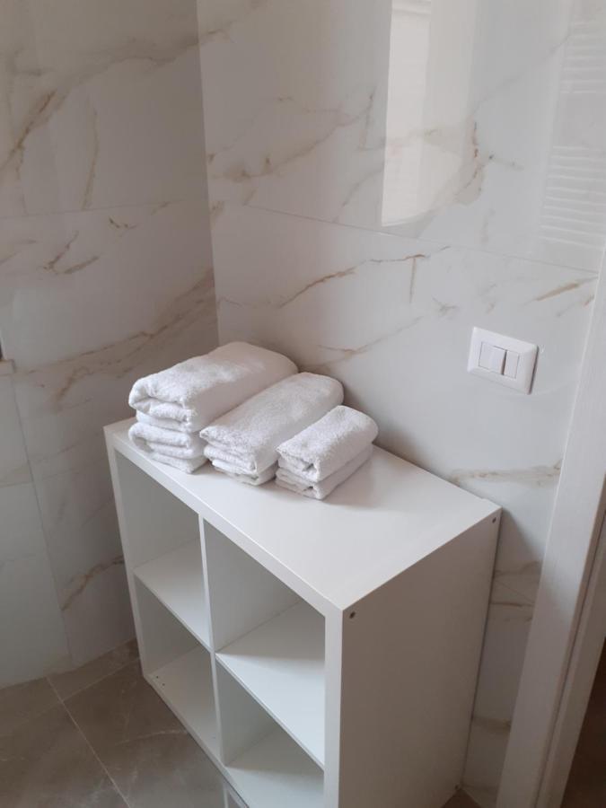 Sweet Suite Margherita B&B Маргерита-ди-Савойя Экстерьер фото